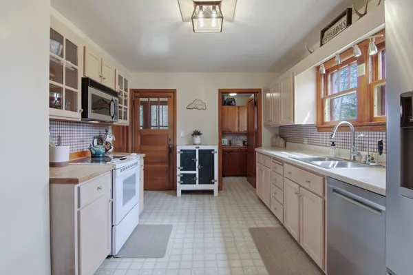 $199,000 | 908 Franklin Street, Spooner, WI 54801