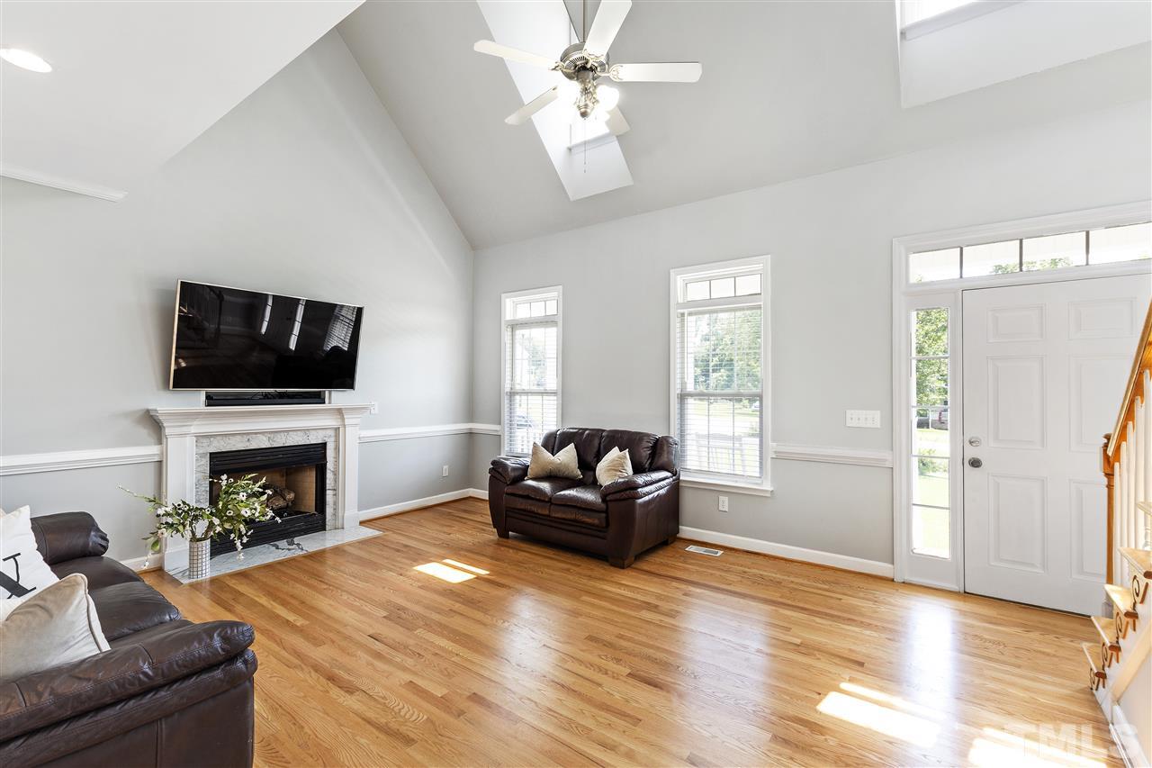 140 Line Drive Raleigh, NC 27603 - Photo 4 of 30 Gallery Image 4