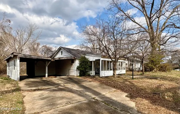 $39,900 | 724 Dr Martin Luther King Jr Drive, Union City, TN 38261