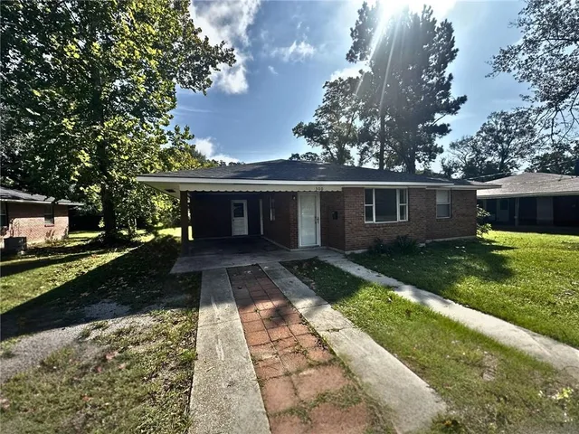 $1,300 | Undisclosed Address, Hammond, LA 70401