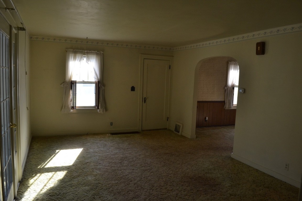 554 Hooper Road Endwell, NY 13760 - Photo 3 of 38 Gallery Image 3
