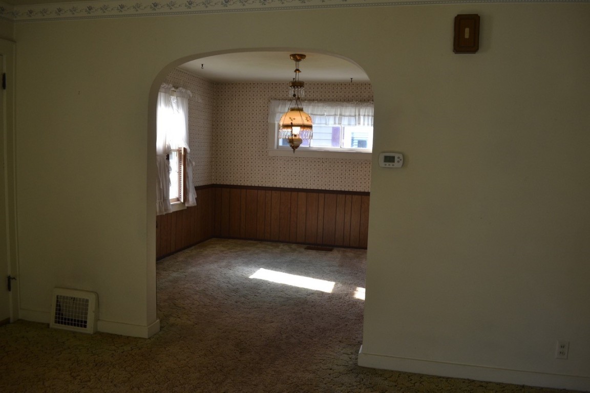 554 Hooper Road Endwell, NY 13760 - Photo 5 of 38 Gallery Image 5