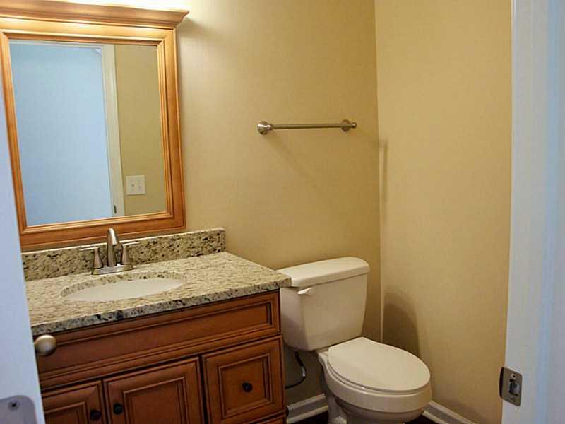 5877 Manning Road Indianapolis, IN 46228 - Photo 11 of 24 Gallery Image 11
