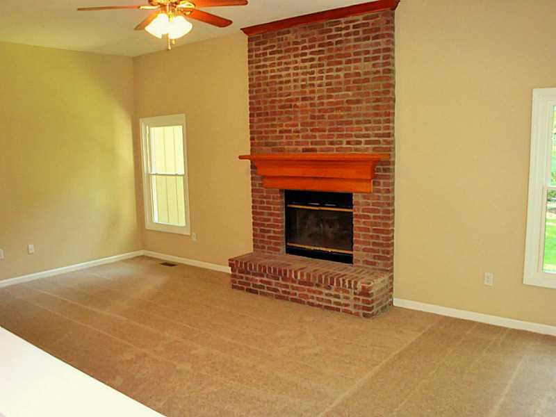 5877 Manning Road Indianapolis, IN 46228 - Photo 10 of 24 Gallery Image 10