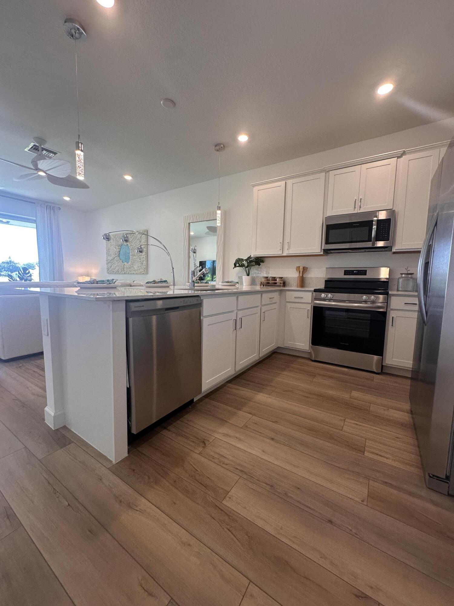 13776 Hero Path Delray Beach, FL 33484 - Photo 24 of 55 87