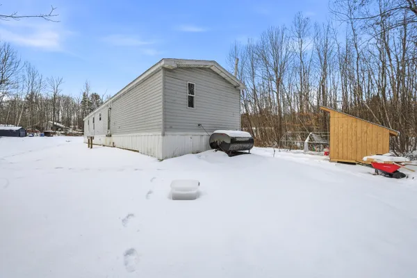 $147,000 | 19 Deer Run Ridge, Sidney, ME 04330
