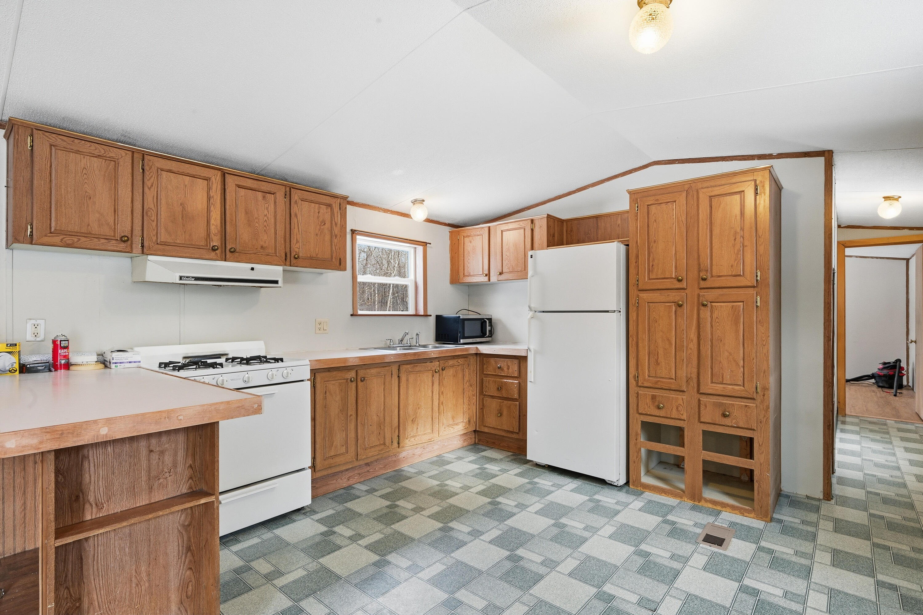 19 Deer Run Ridge Sidney, ME 04330 - Photo 18 of 36 110337gr-115