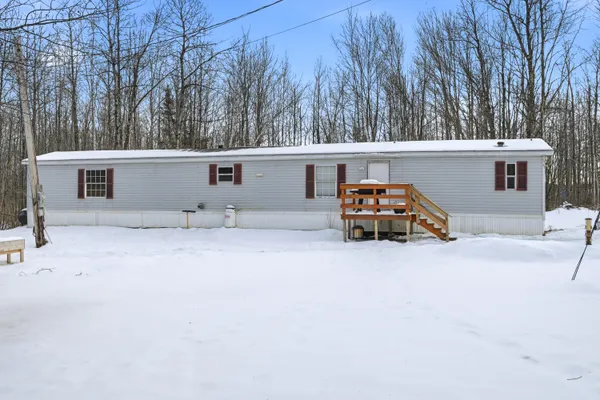 $147,000 | 19 Deer Run Ridge, Sidney, ME 04330
