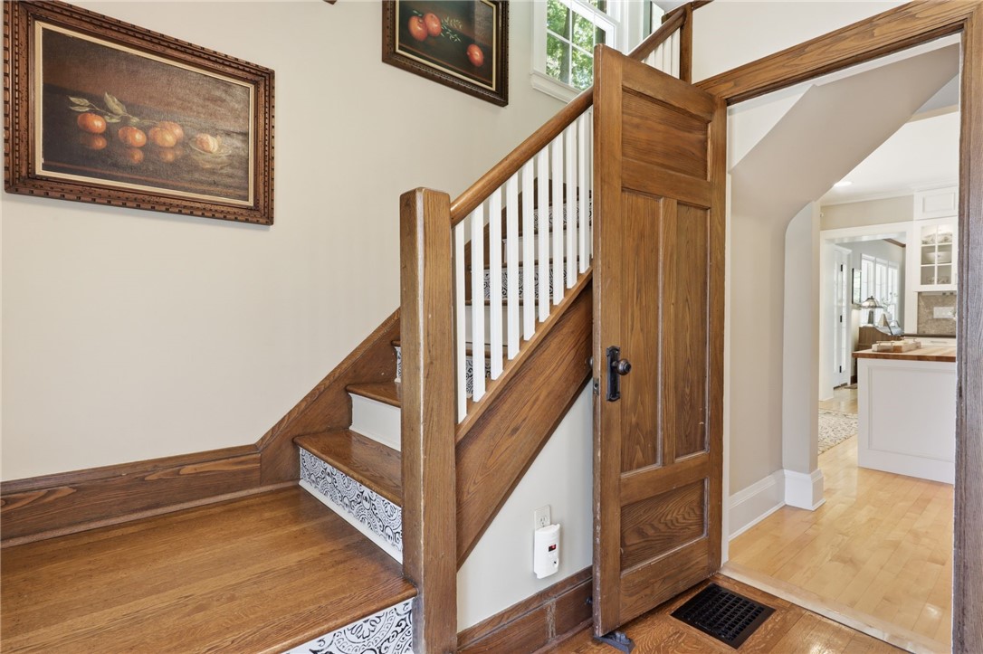 8 Nunda Boulevard Rochester, NY 14610 - Photo 16 of 47