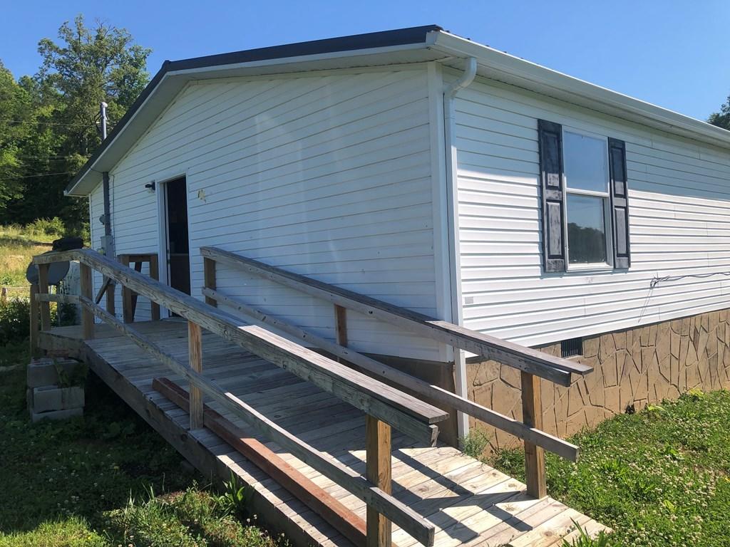 596 Manis Road Rogersville, TN 37857 - Photo 4 of 14 4