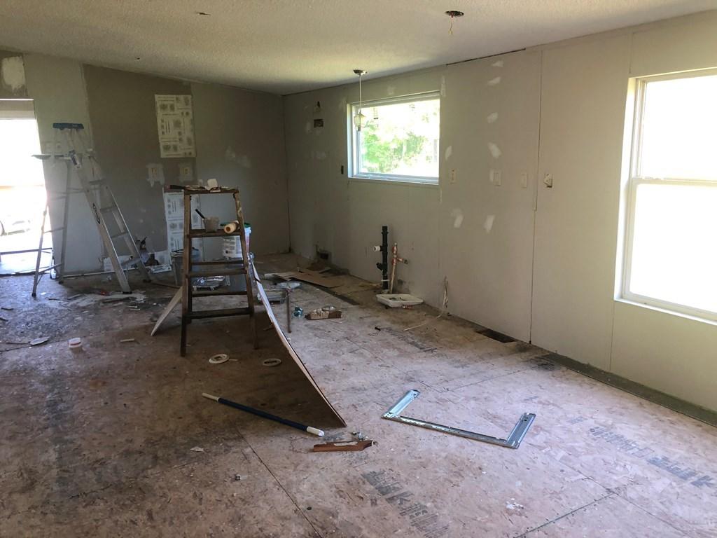596 Manis Road Rogersville, TN 37857 - Photo 8 of 14 8