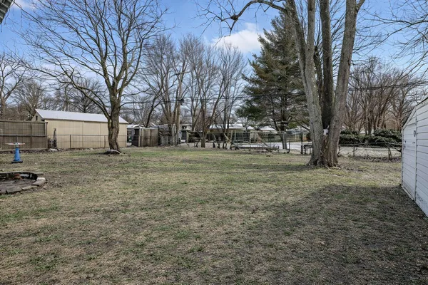 $279,900 | 86 Circle Drive East, Montgomery, IL 60538