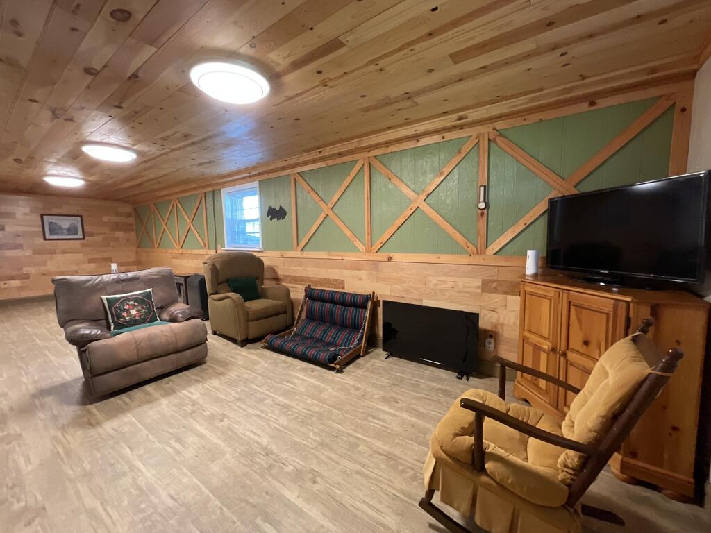 437 Alpine Crest Road Fancy Gap, VA 24328 - Photo 47 of 66 Gallery Image 47