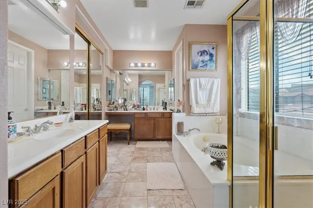 $700,000 | 718 Bighorn Creek Street, Henderson, NV 89002