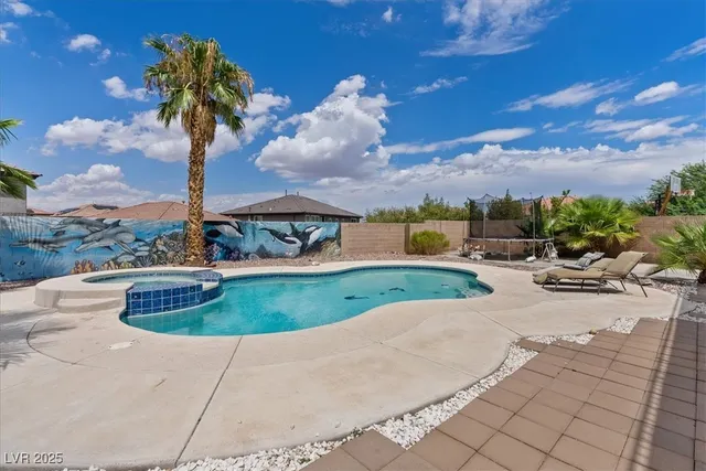 $700,000 | 718 Bighorn Creek Street, Henderson, NV 89002