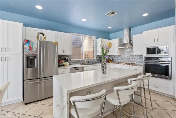 $700,000 | 718 Bighorn Creek Street, Henderson, NV 89002