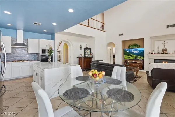 $700,000 | 718 Bighorn Creek Street, Henderson, NV 89002