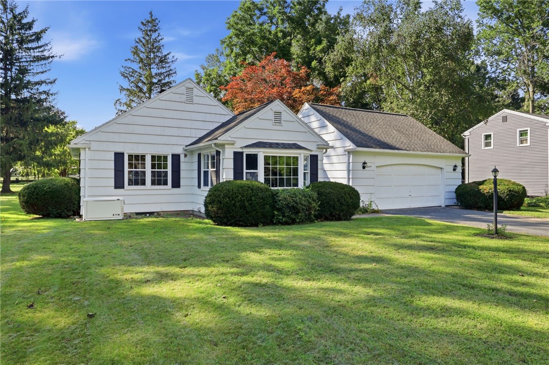 5 Duncott Road Perinton, NY 14450 - Photo 1 of 42 Gallery Image 1