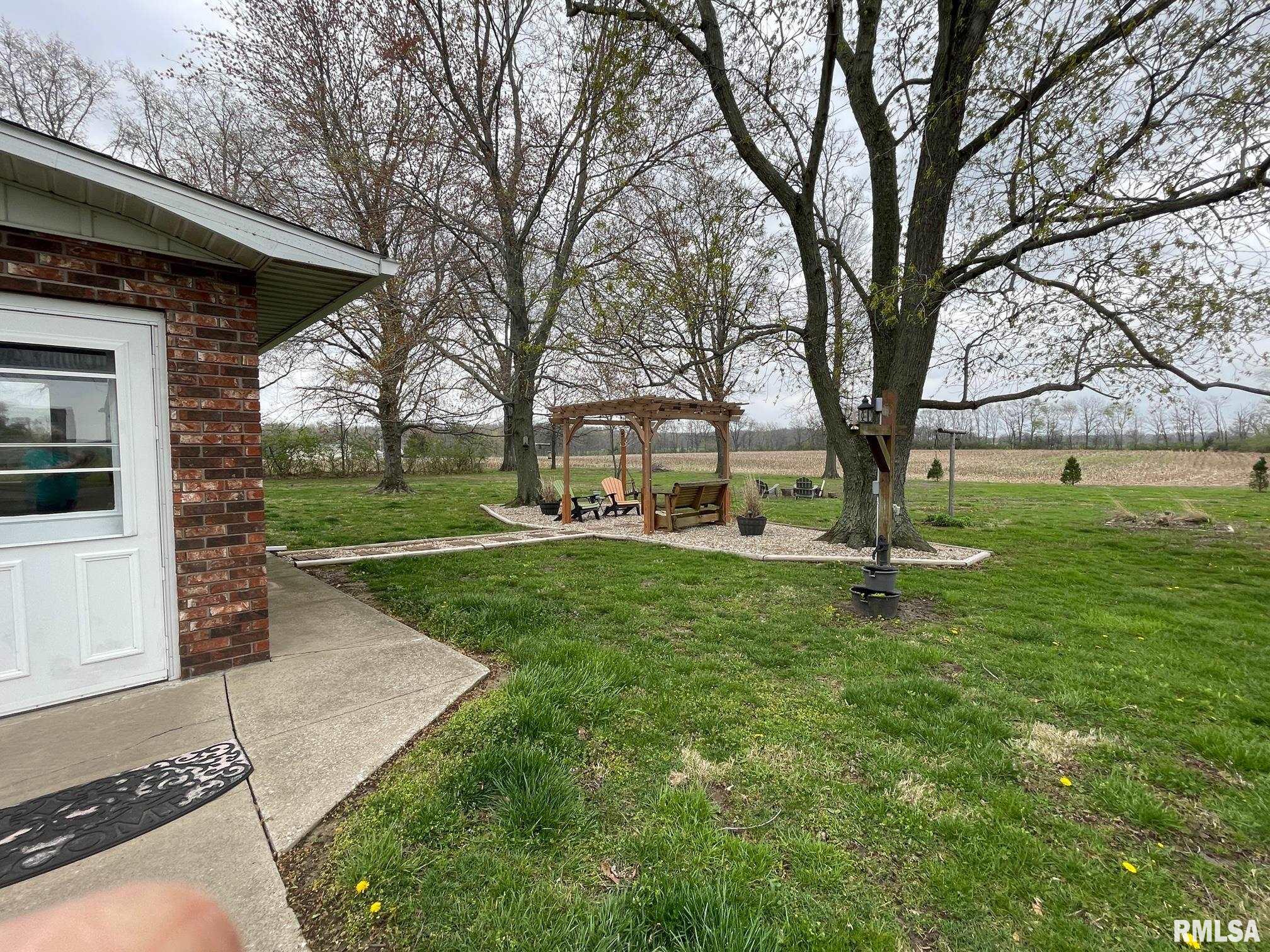 8812 Baxter Road Benton, IL 62812 - Photo 8 of 58 Gallery Image 8