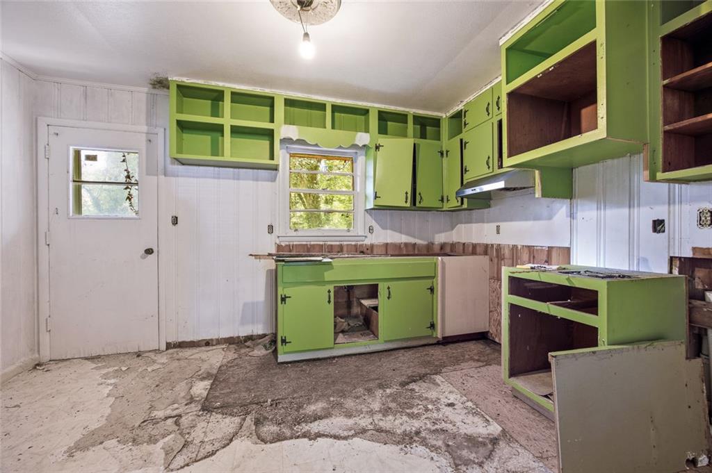 5571 Edith Street Austell, GA 30106 - Photo 11 of 30 Gallery Image 11