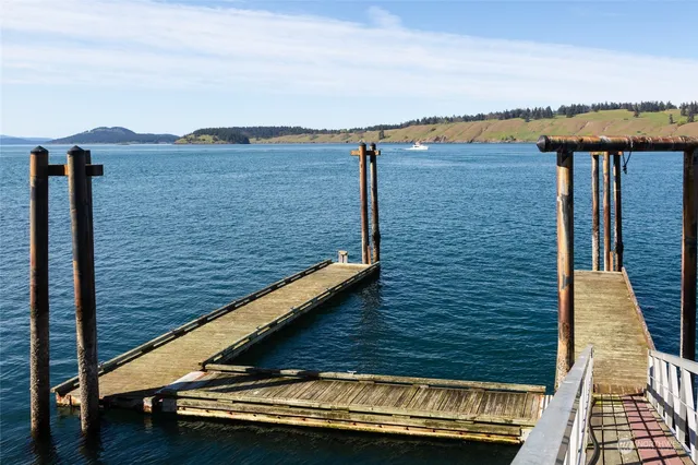 a view of a lake with a outdoor space