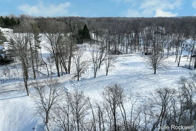 $1,985,000 | 4268 Bradford Street Northeast, Grand Rapids, MI 49525