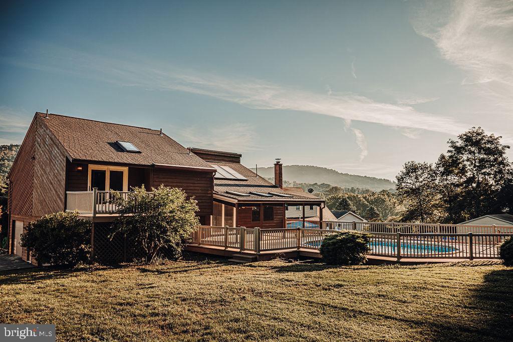 322 Parkview Road Reading, PA 19606 - Photo 6 of 62 Gallery Image 6