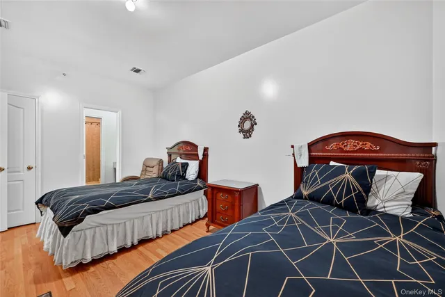 $599,000 | 4 Toltchav Way, Unit 102, Monroe, NY 10950