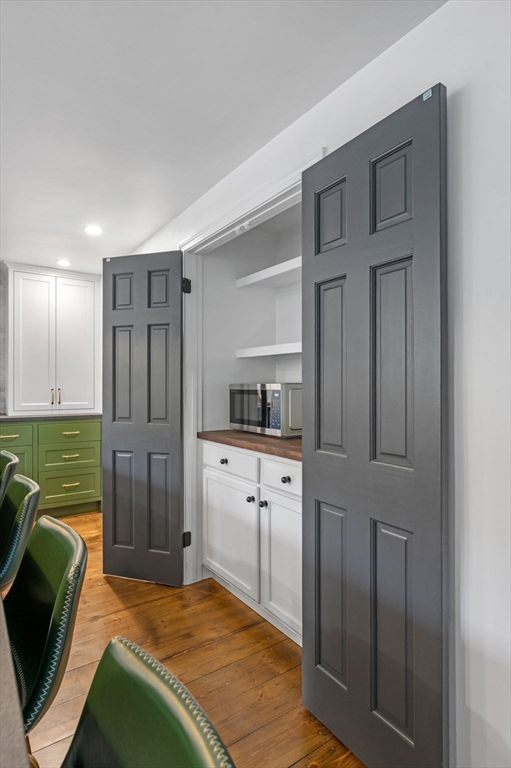 145 Essex Street Hamilton, MA 01982 - Photo 11 of 42