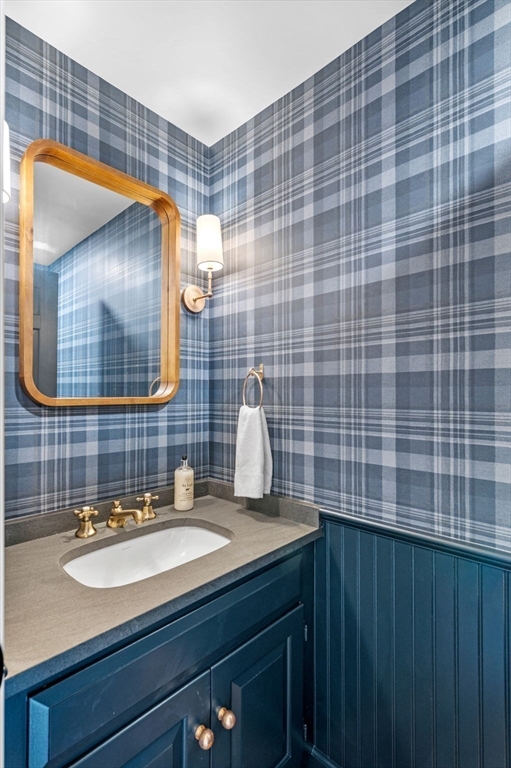 145 Essex Street Hamilton, MA 01982 - Photo 17 of 42