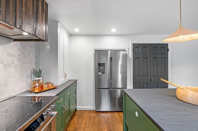 $1,575,000 | 145 Essex Street, Hamilton, MA 01982