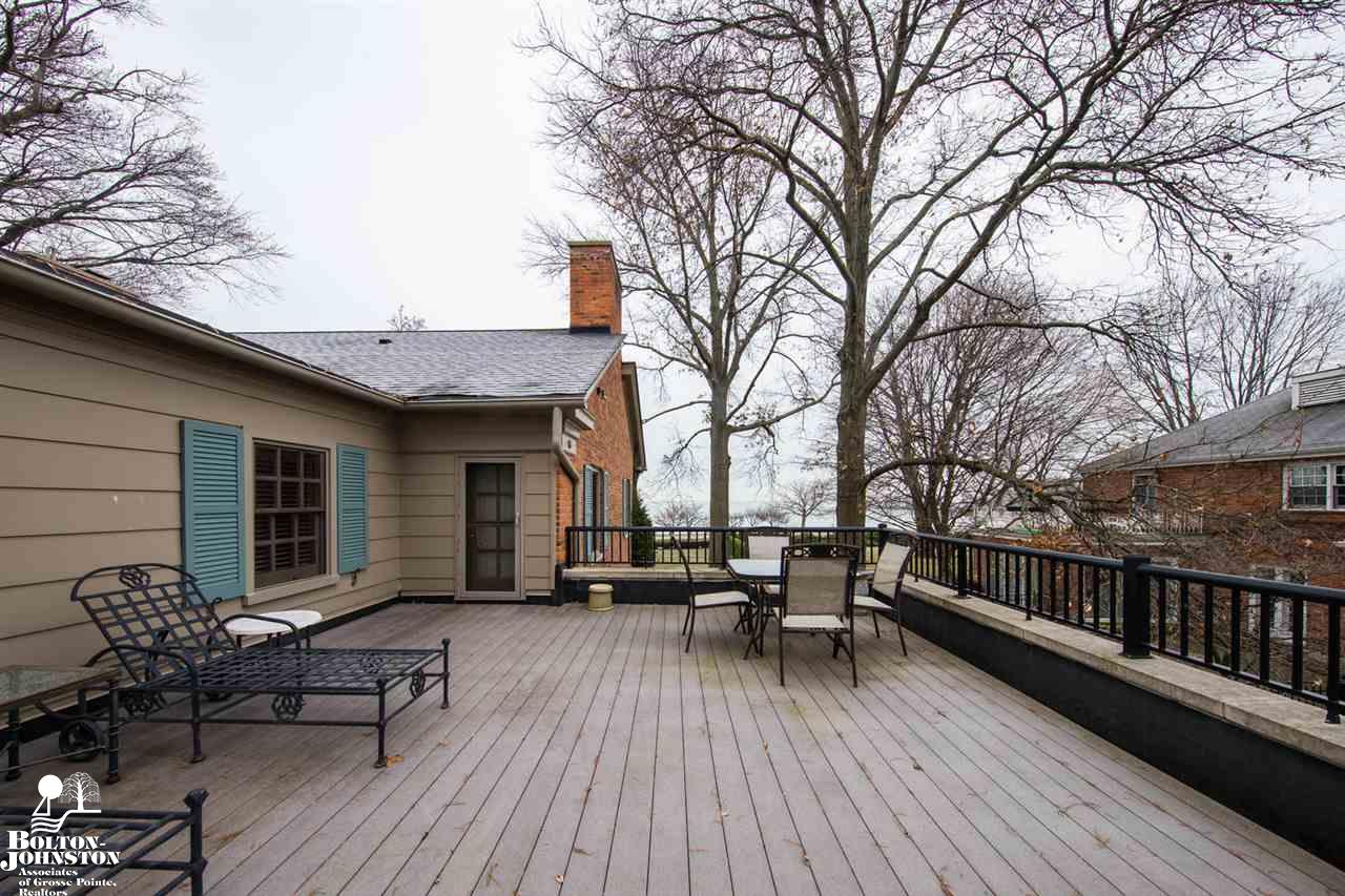 415 Lake Shore Road Grosse Pointe Farms, MI 48236 - Photo 27 of 41