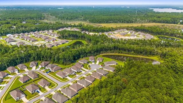 $390,000 | 124 Apollo Avenue, Freeport, FL 32439