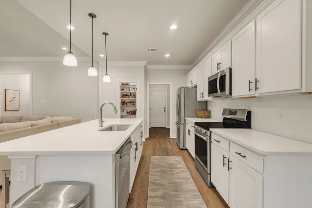 $390,000 | 124 Apollo Avenue, Freeport, FL 32439