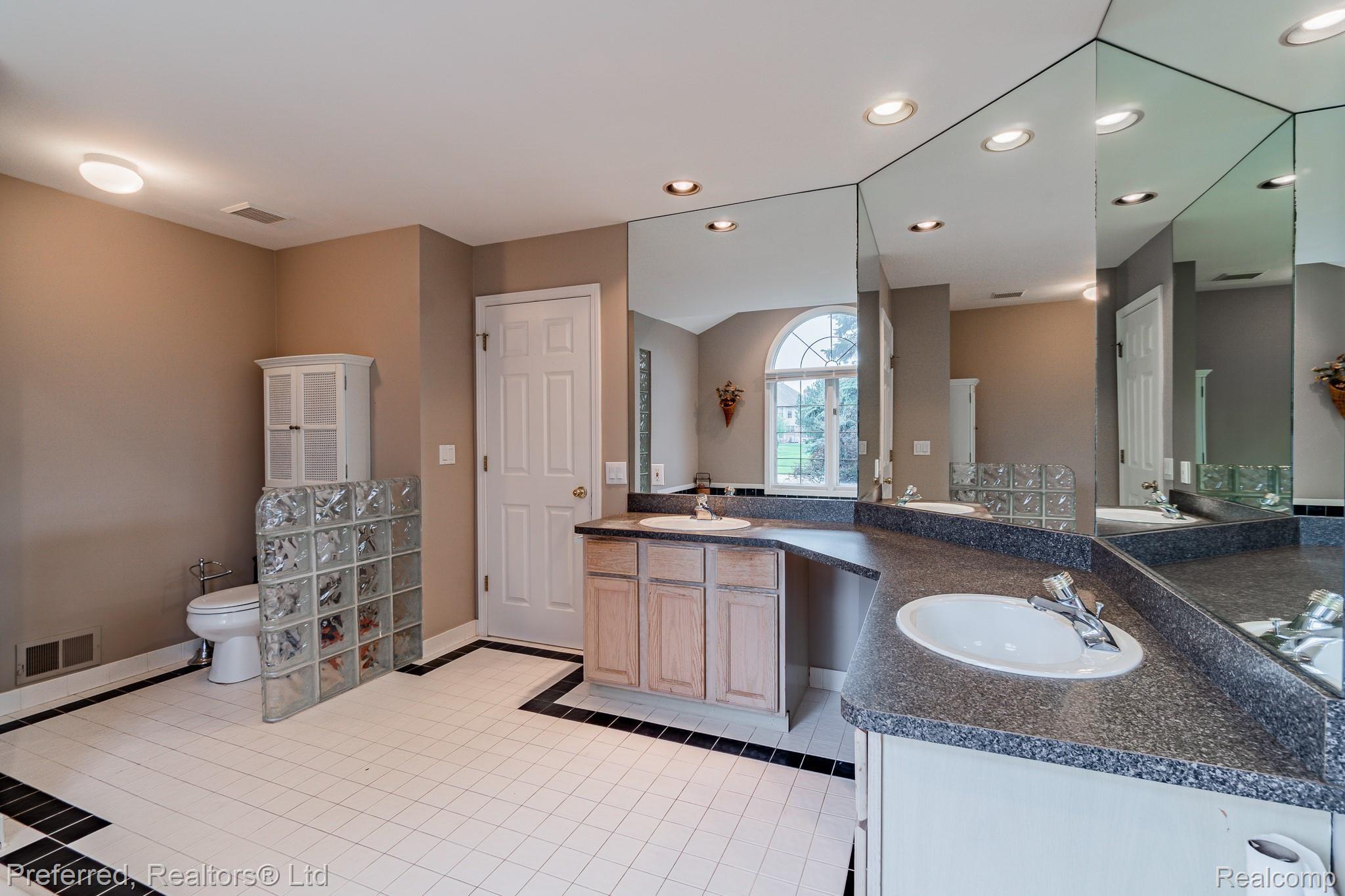 45358 Lothrop Road Canton, MI 48188 - Photo 29 of 49 Lothrop-35.jpg
