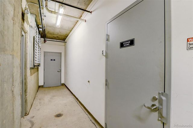 a picture of city view