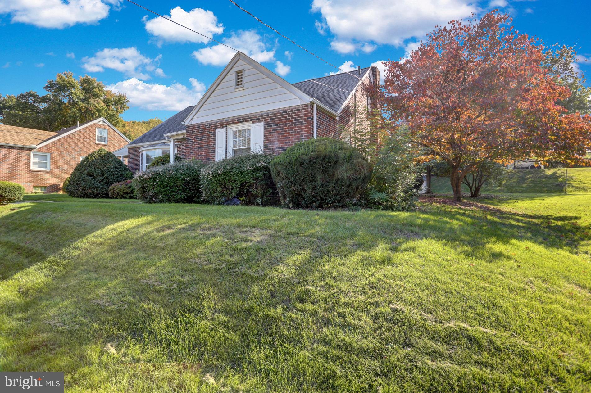 60 4th Street Shillington, PA 19607 - Photo 3 of 34
