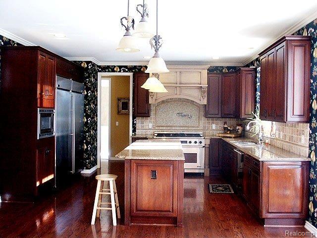 5595 Kirkridge Trail Rochester, MI 48306 - Photo 6 of 24 Kitchen View # 2