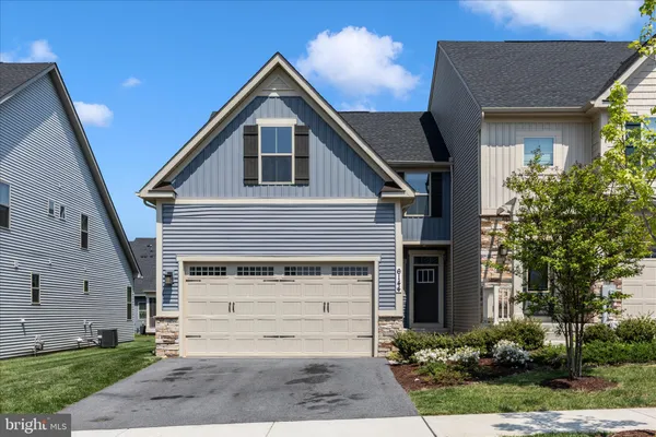 $3,200 | 6144 Margarita Way, Frederick, MD 21703