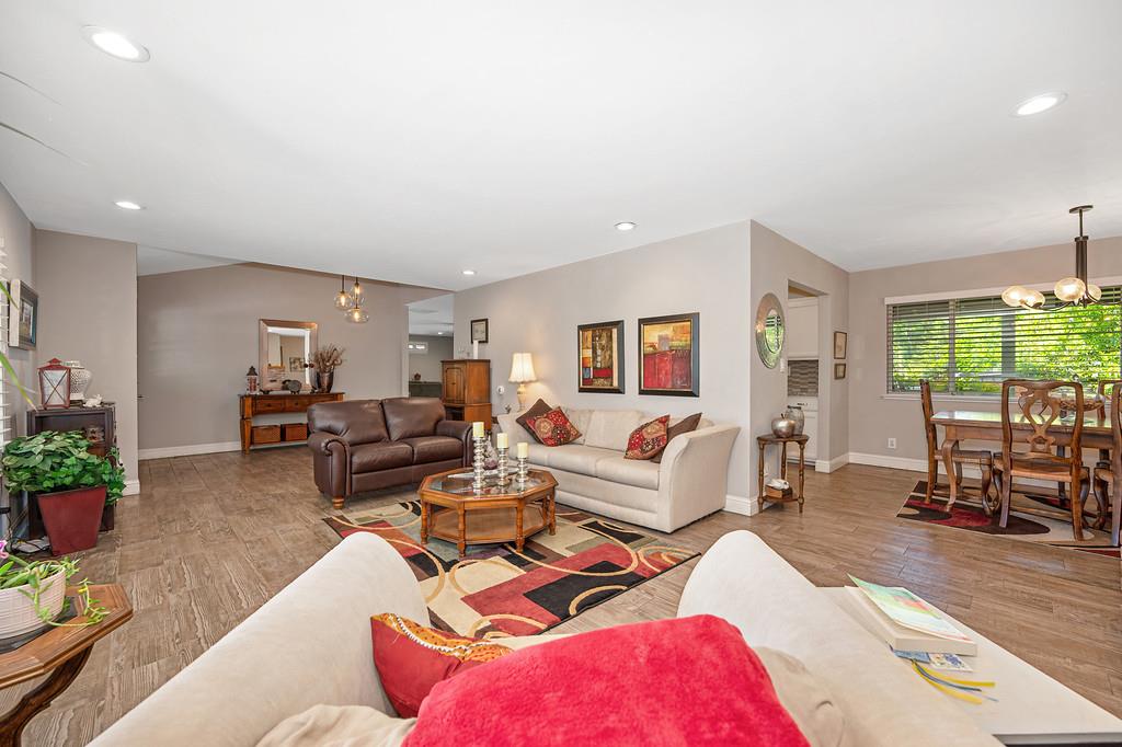 4130 Prospect Drive Carmichael, CA 95608 - Photo 12 of 68