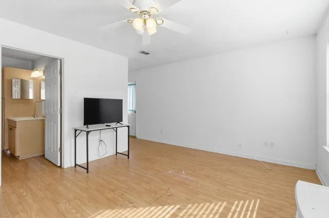 $155,000 | 54 Beeler Road, Crawfordville, FL 32327