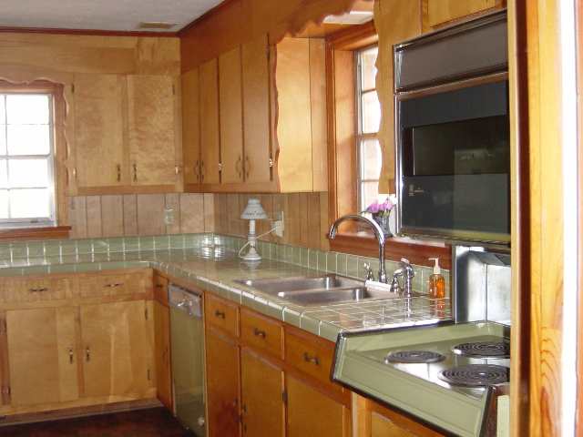 118 Springdale Lane Easley, SC 29642 - Photo 7 of 9 Gallery Image 7