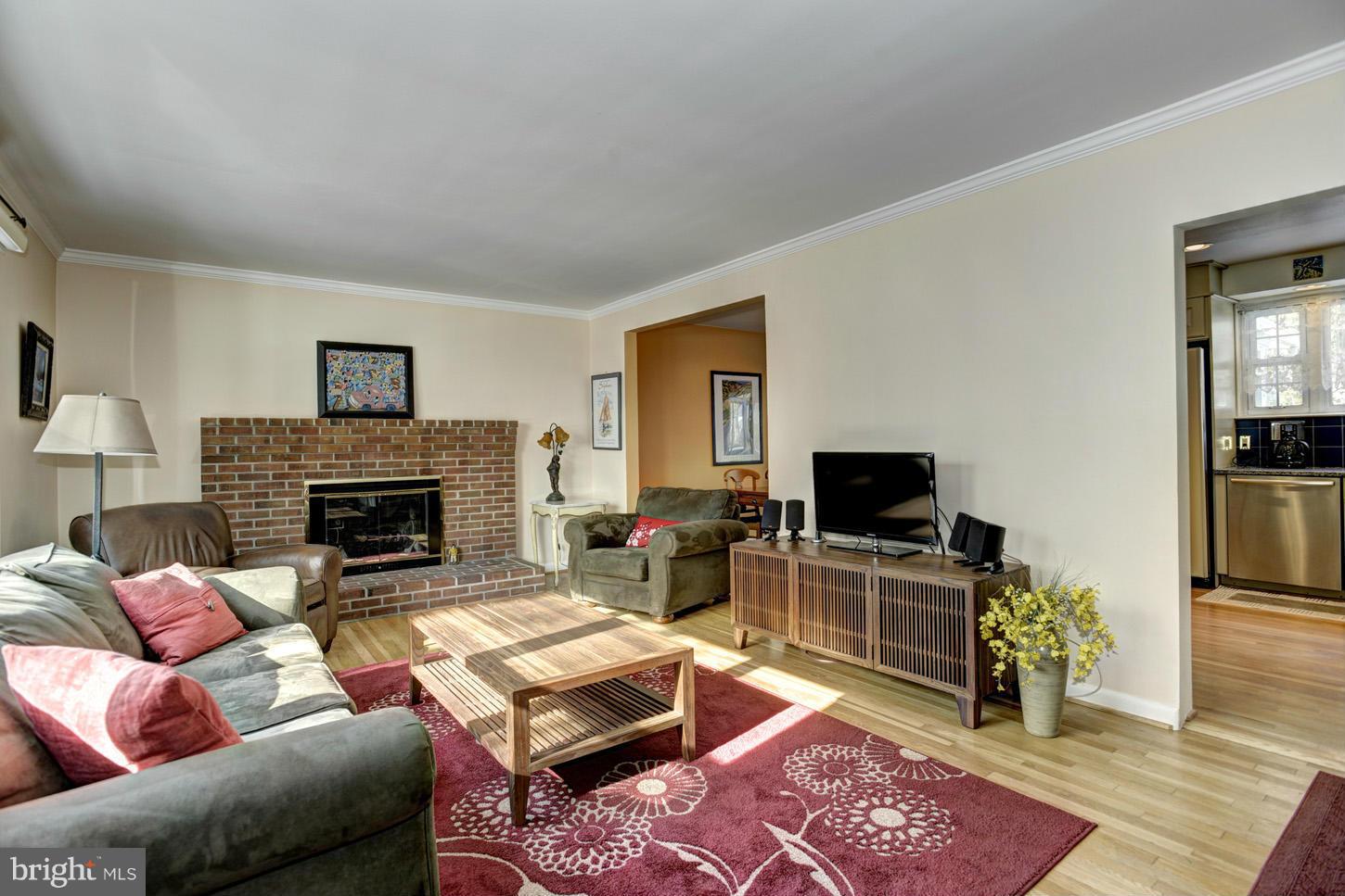1507 Korth Place Silver Spring, MD 20902 - Photo 5 of 29 Interior (General)