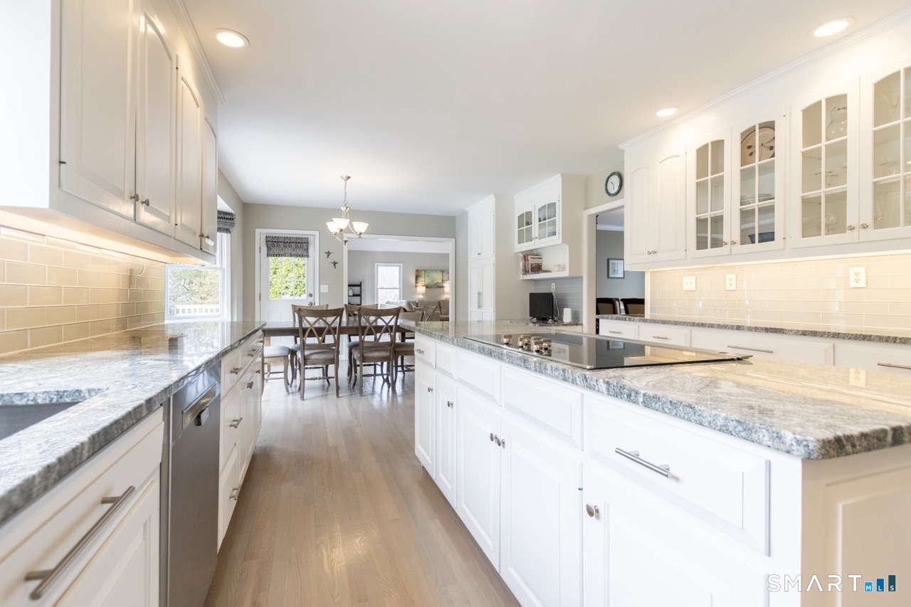 16 Shadowood Lane Trumbull, CT 06611 - Photo 7 of 39 a kitchen with lot of counter top space