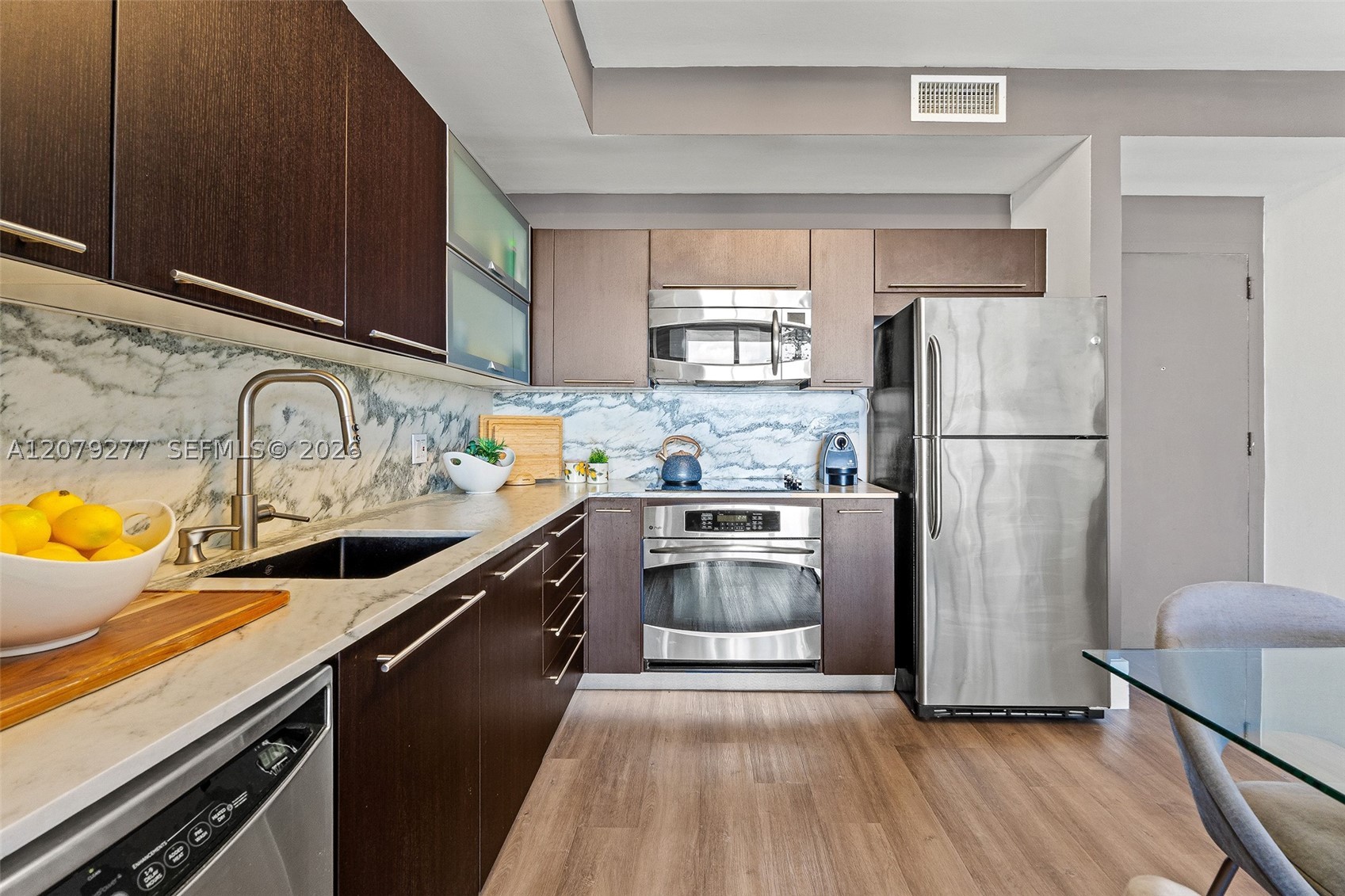 90 Southwest 3rd Street, Unit 1506 Miami, FL 33130 - Photo 14 of 53 Gallery Image 14