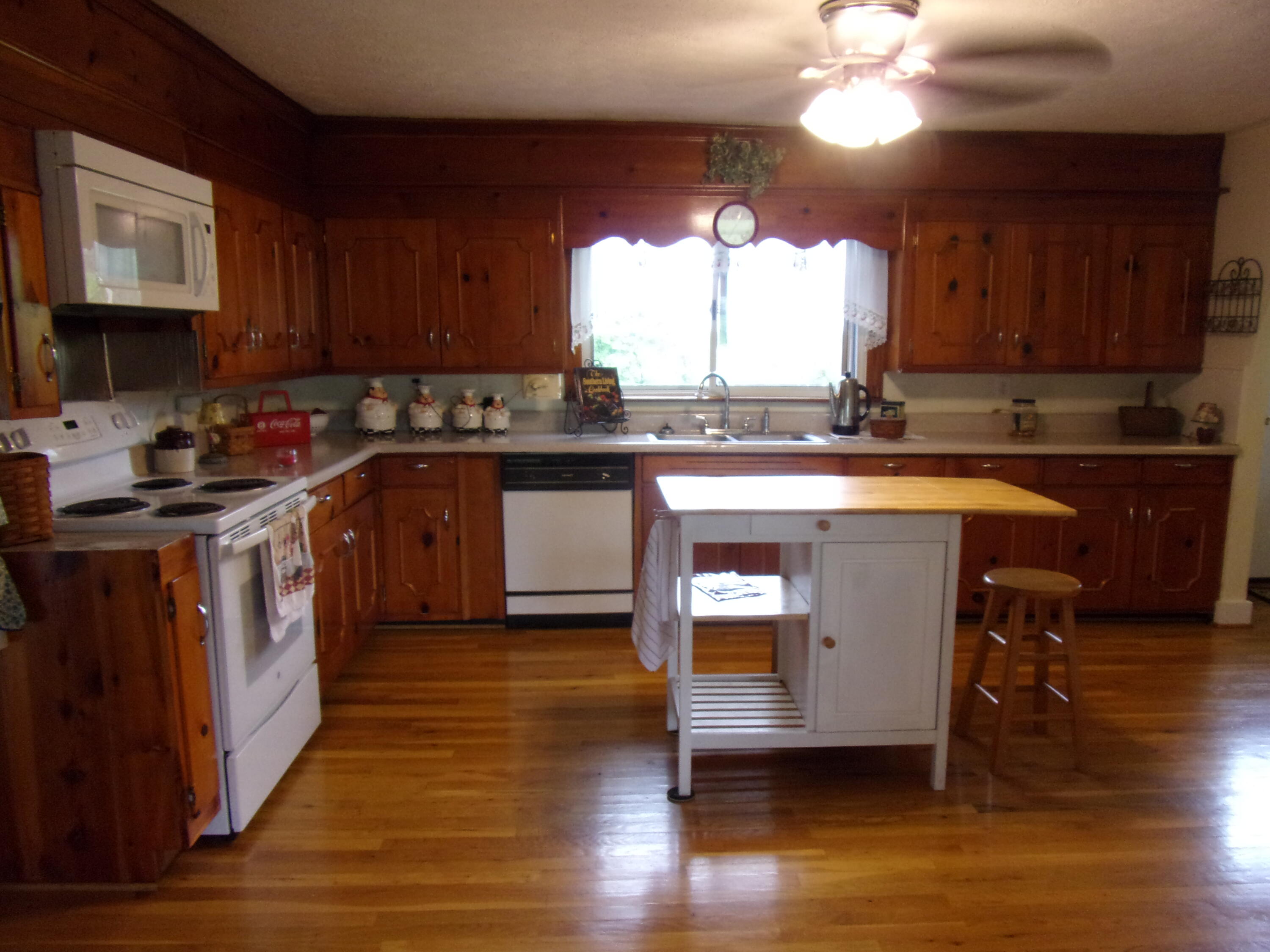 3065 Howell Drennen Road Mount Sterling, KY 40353 - Photo 5 of 47 101_0940