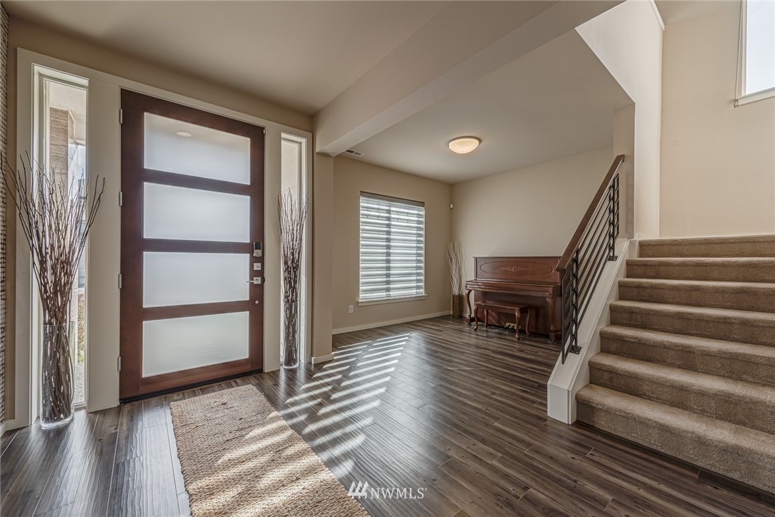 16918 40th Avenue Southeast Bothell, WA 98012 - Photo 5 of 39 Gallery Image 5
