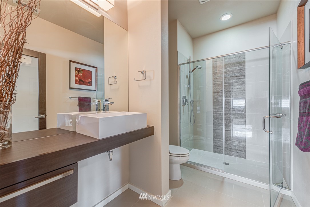 16918 40th Avenue Southeast Bothell, WA 98012 - Photo 7 of 39 Gallery Image 7