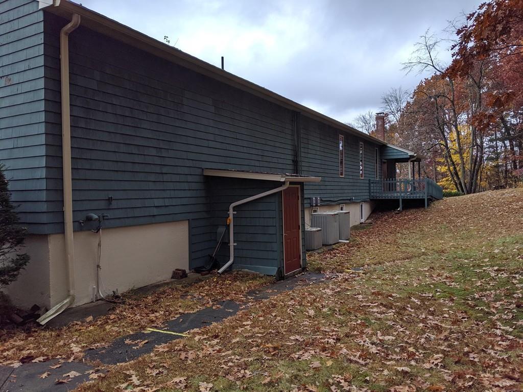 1495 Mammoth Road Dracut, MA 01826 - Photo 8 of 9 Gallery Image 8