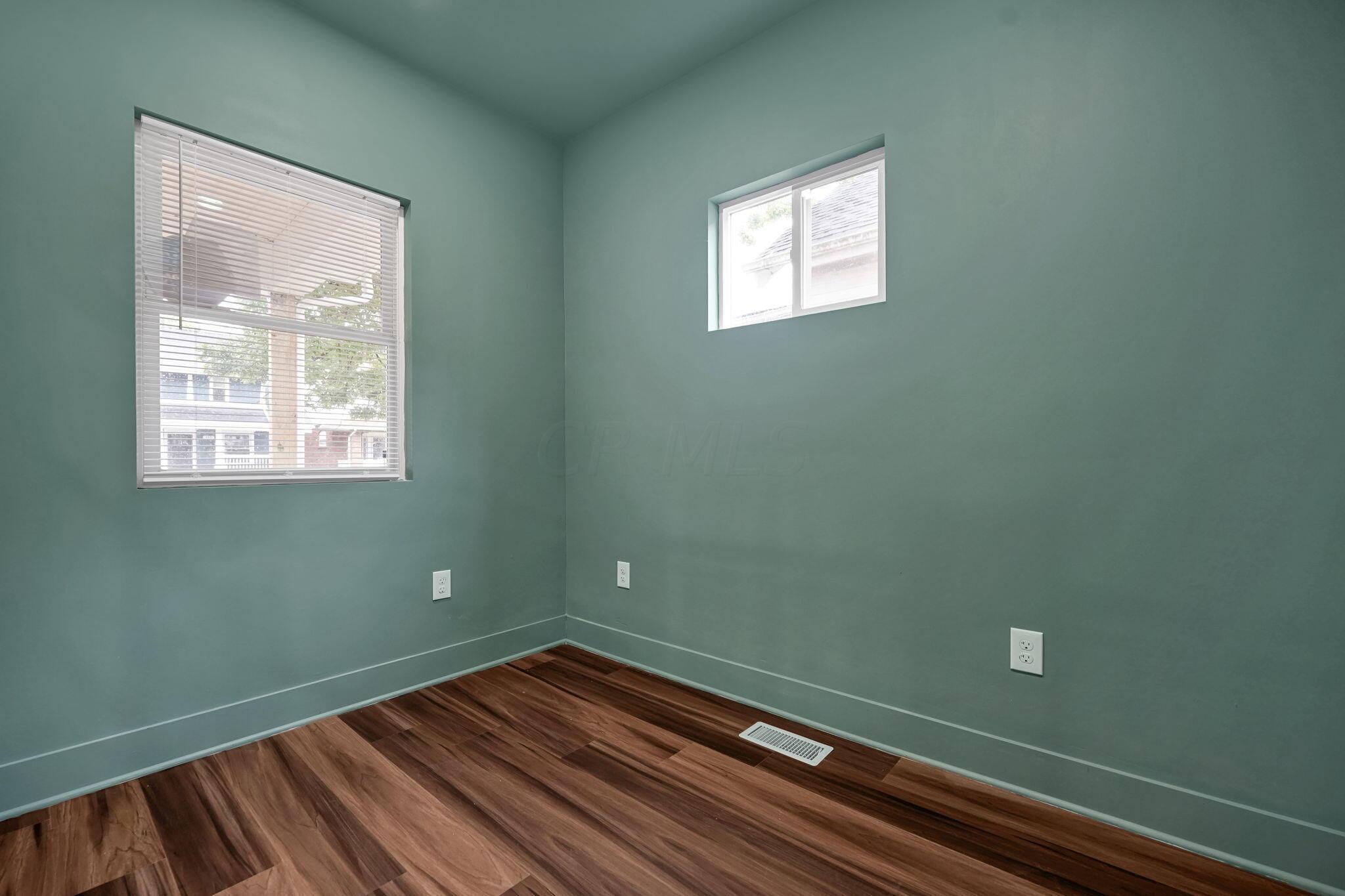 886 Lockbourne Road Columbus, OH 43206 - Photo 19 of 39 18-web-or-mls-886-lockbourne-rd